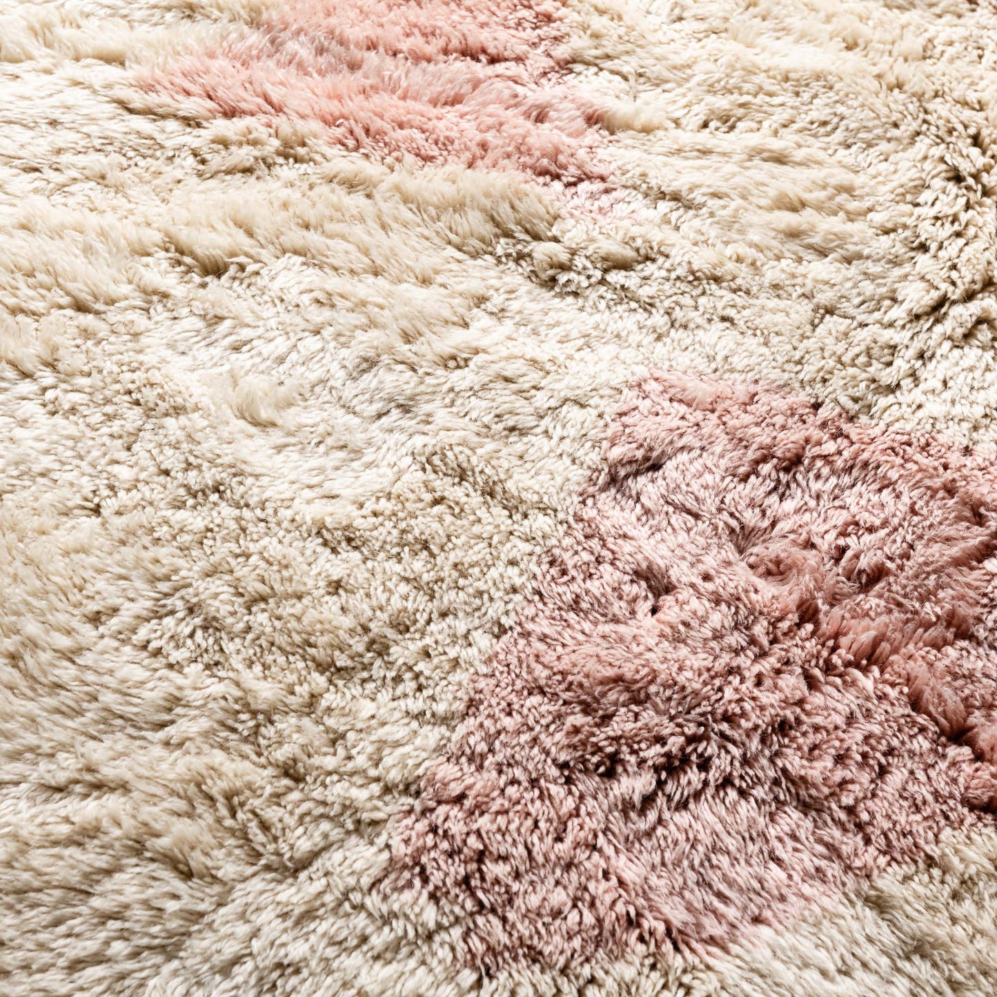 Silken Petals - Luxury Shag Moroccan Rug-2