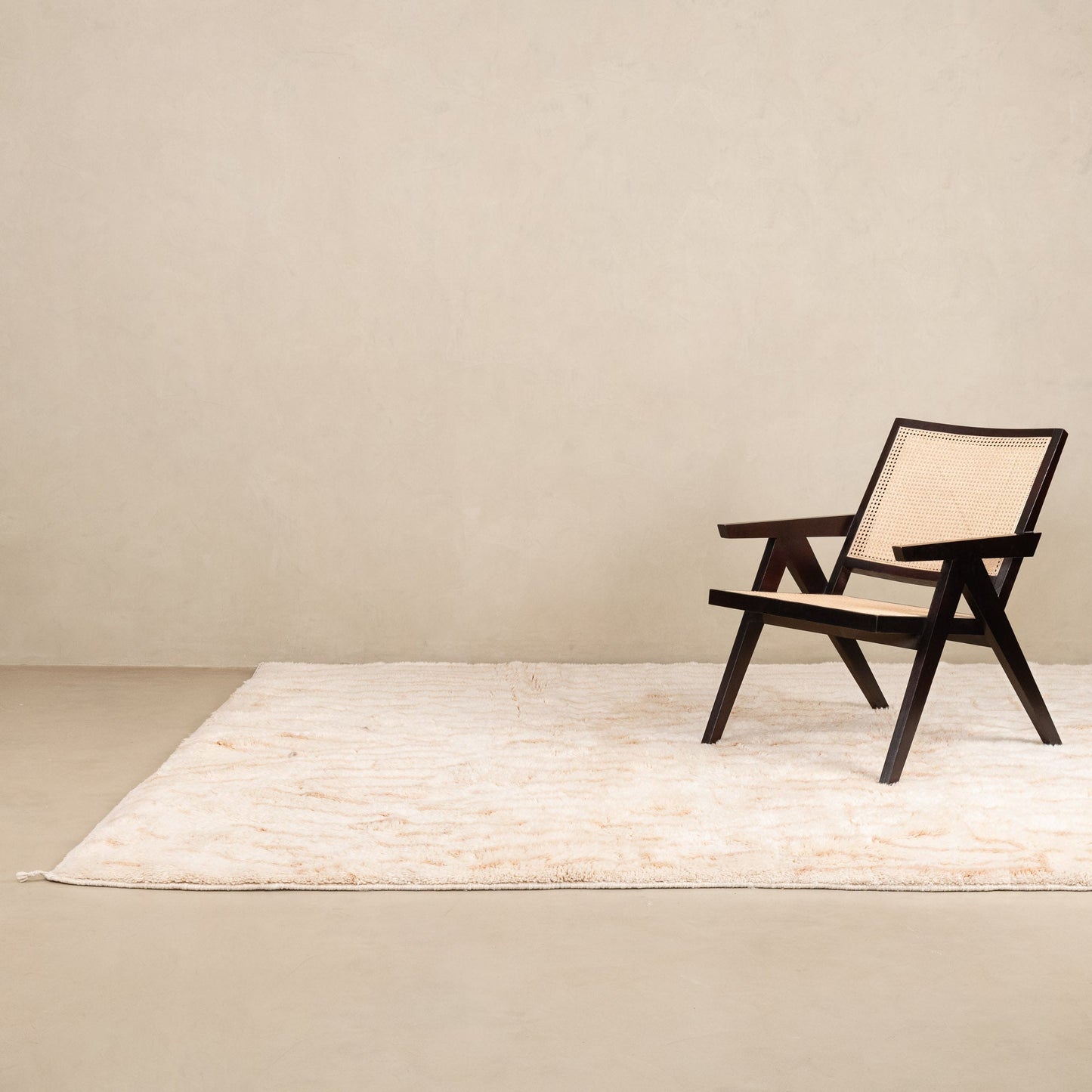 Sandscribe Elegance - Luxury Shag Moroccan Rug-1