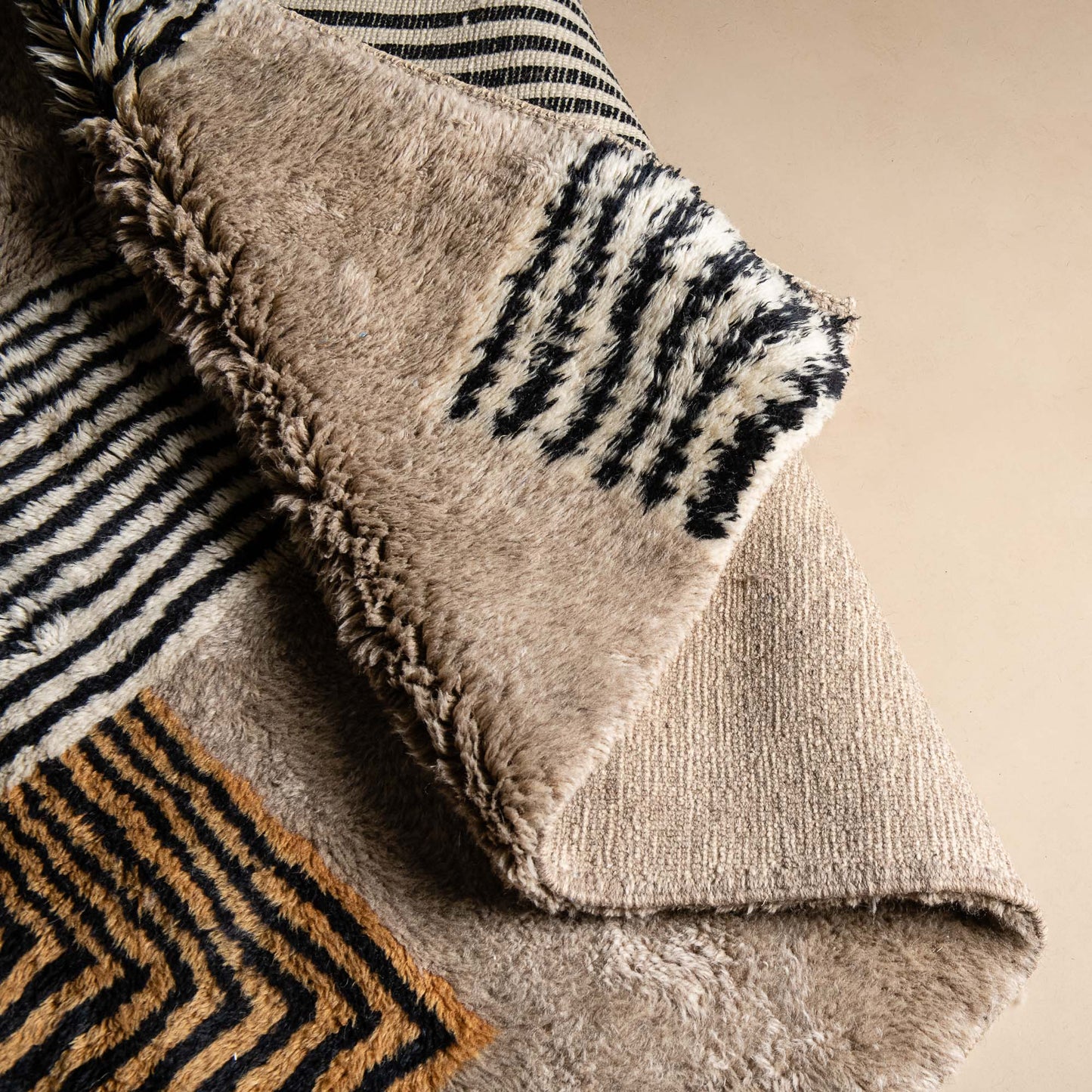 Crossing Lines - Luxury Shag Moroccan Rug-3