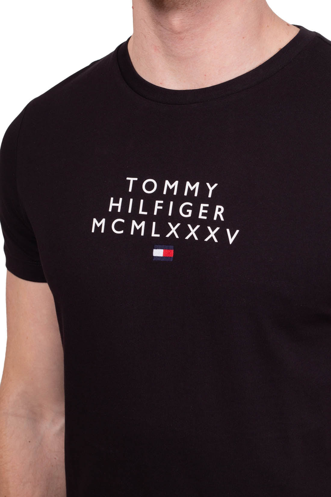 TOMMY HILFIGER - Men's basic logo T-shirt  - Size XXL