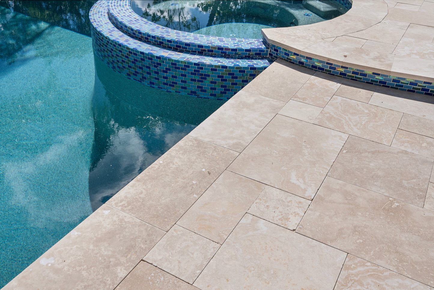 Ivory Moderno Travertine Filled and Tumbled Pavers