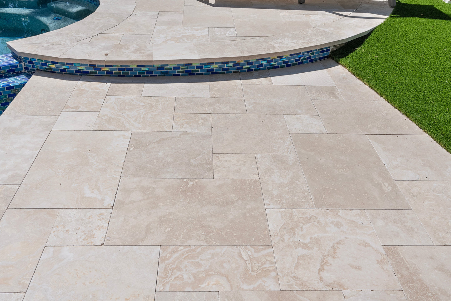 Ivory Moderno Travertine Filled and Tumbled Pavers
