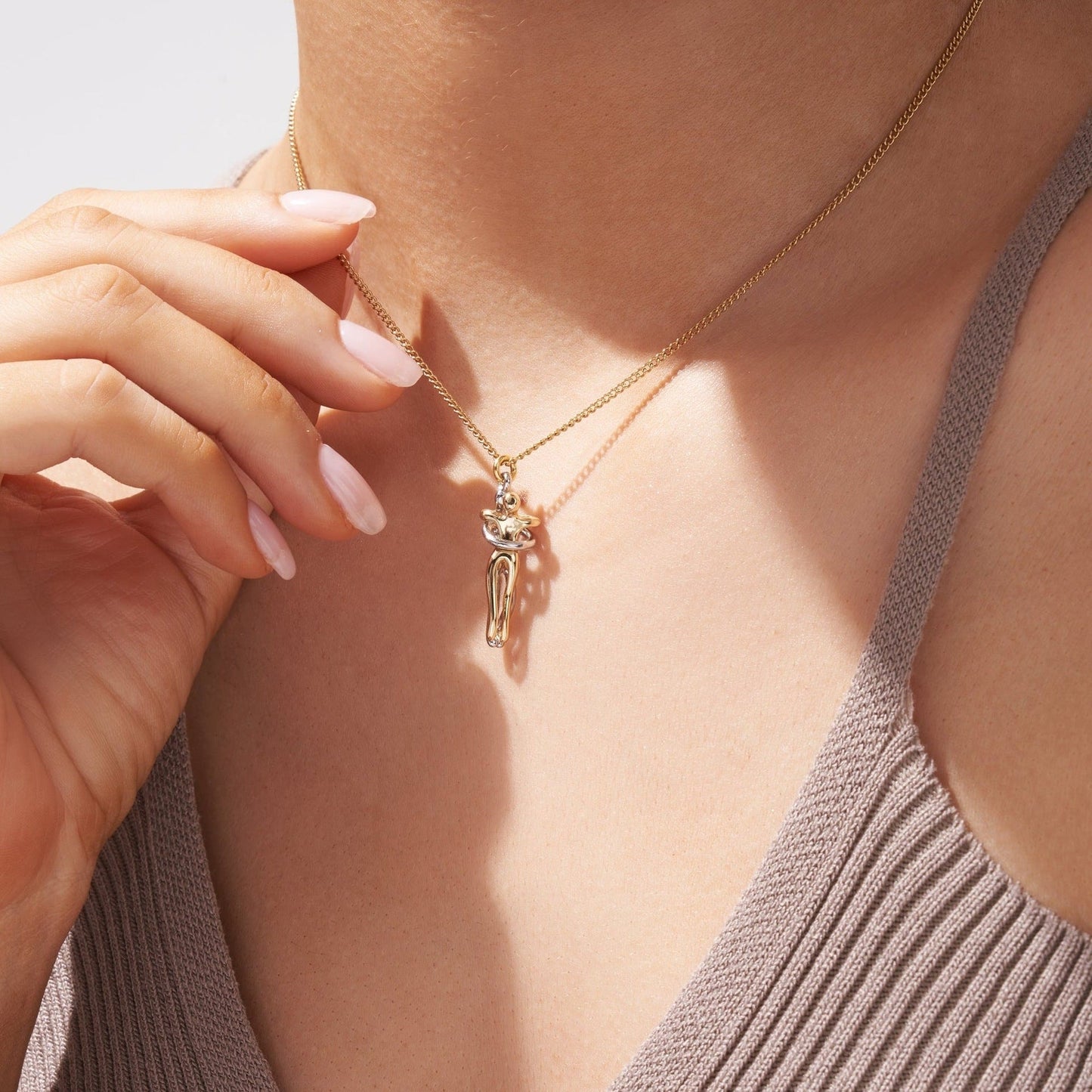Jewelry Couple Female Personality Hug Gold Necklaces