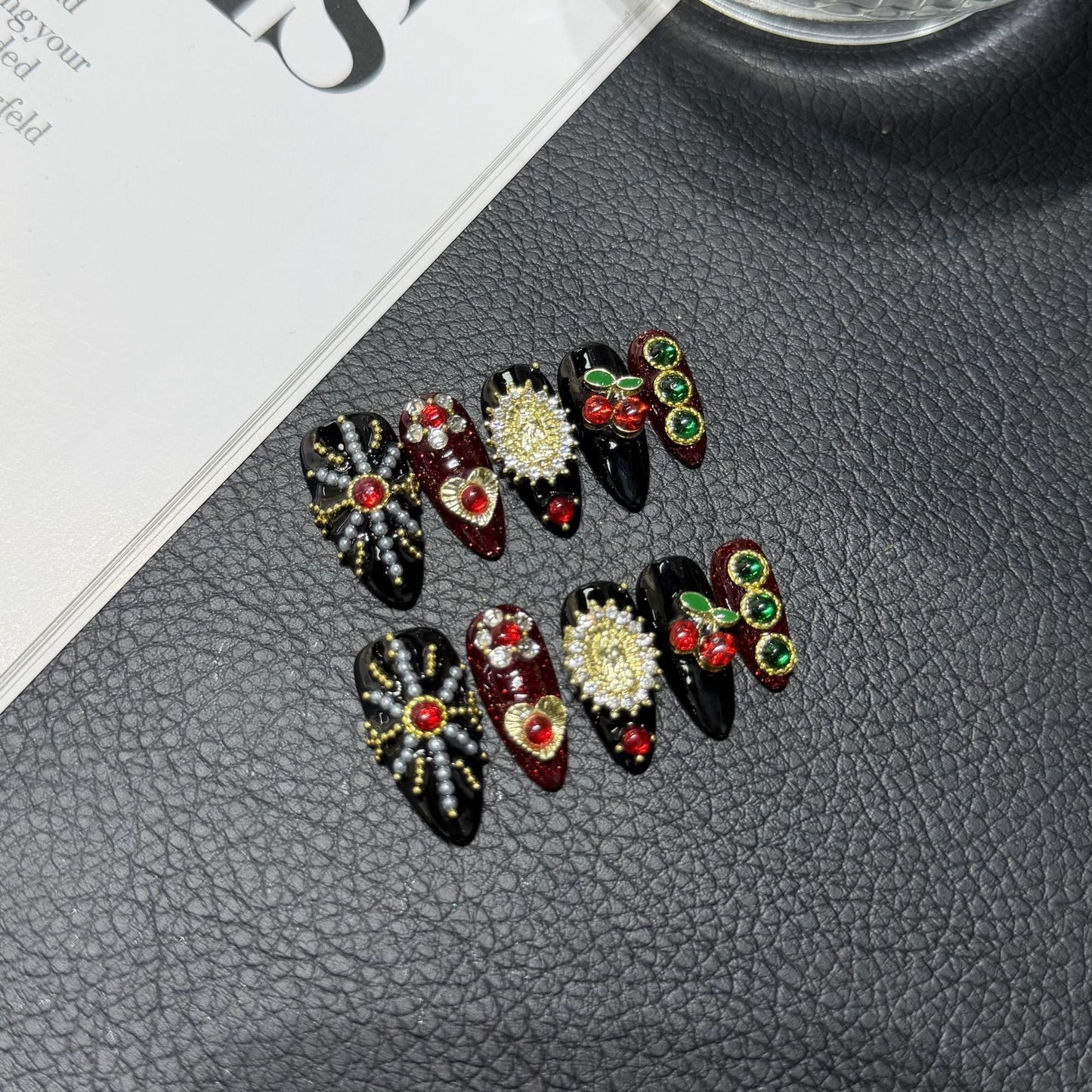 Hot Babes Glittering Full Diamond in Almond Nail Premium Sense HandmadePress on Nails Fake Fingers