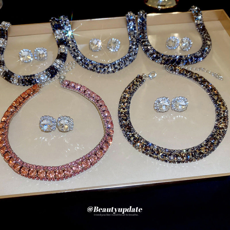 Square Round Zircon Ear French Entry Lux Clavicle Chain Advanced Jewelry Set