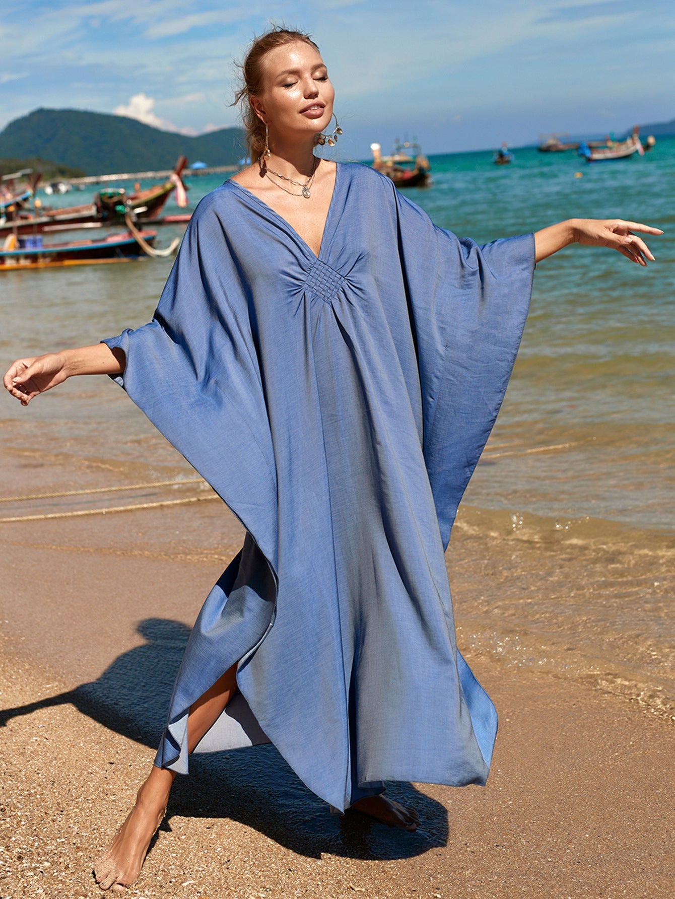 Center-Knit Beach Dress ¨C Loose Vacation Robe, Bikini Sun Protection Cover-Up for Women