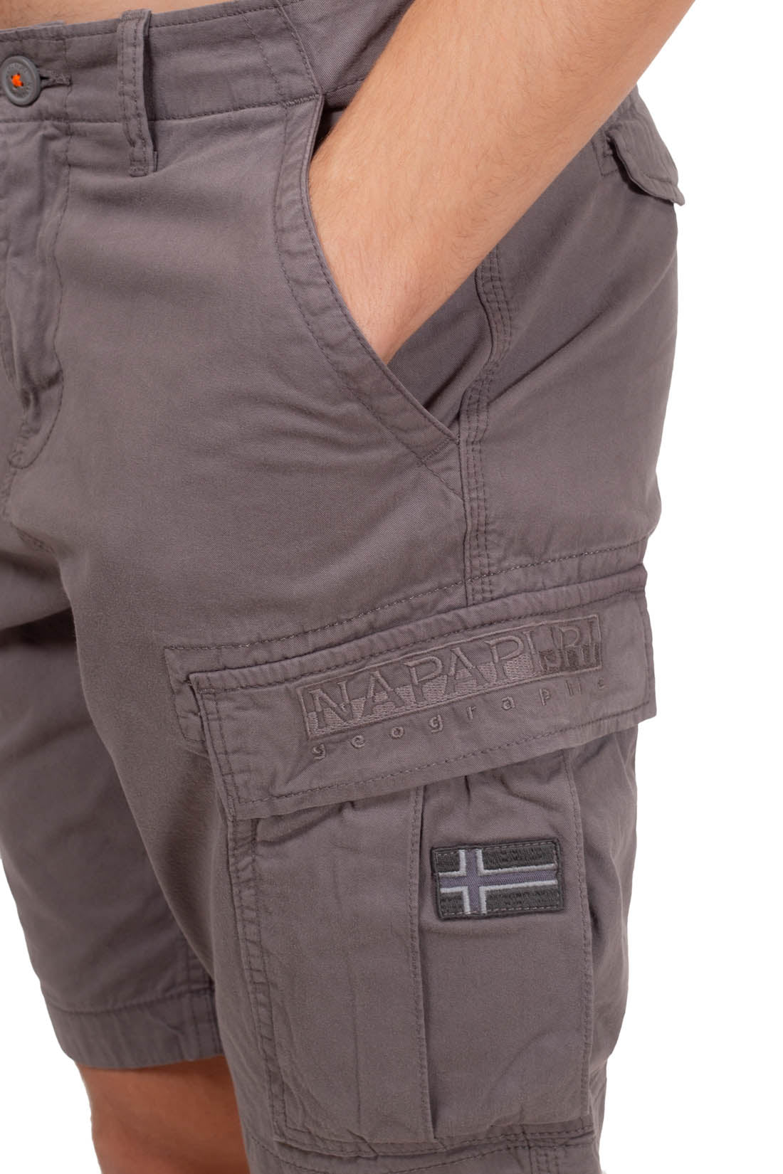 NAPAPIJRI - Men's Nus cargo shorts  - Size 40-20