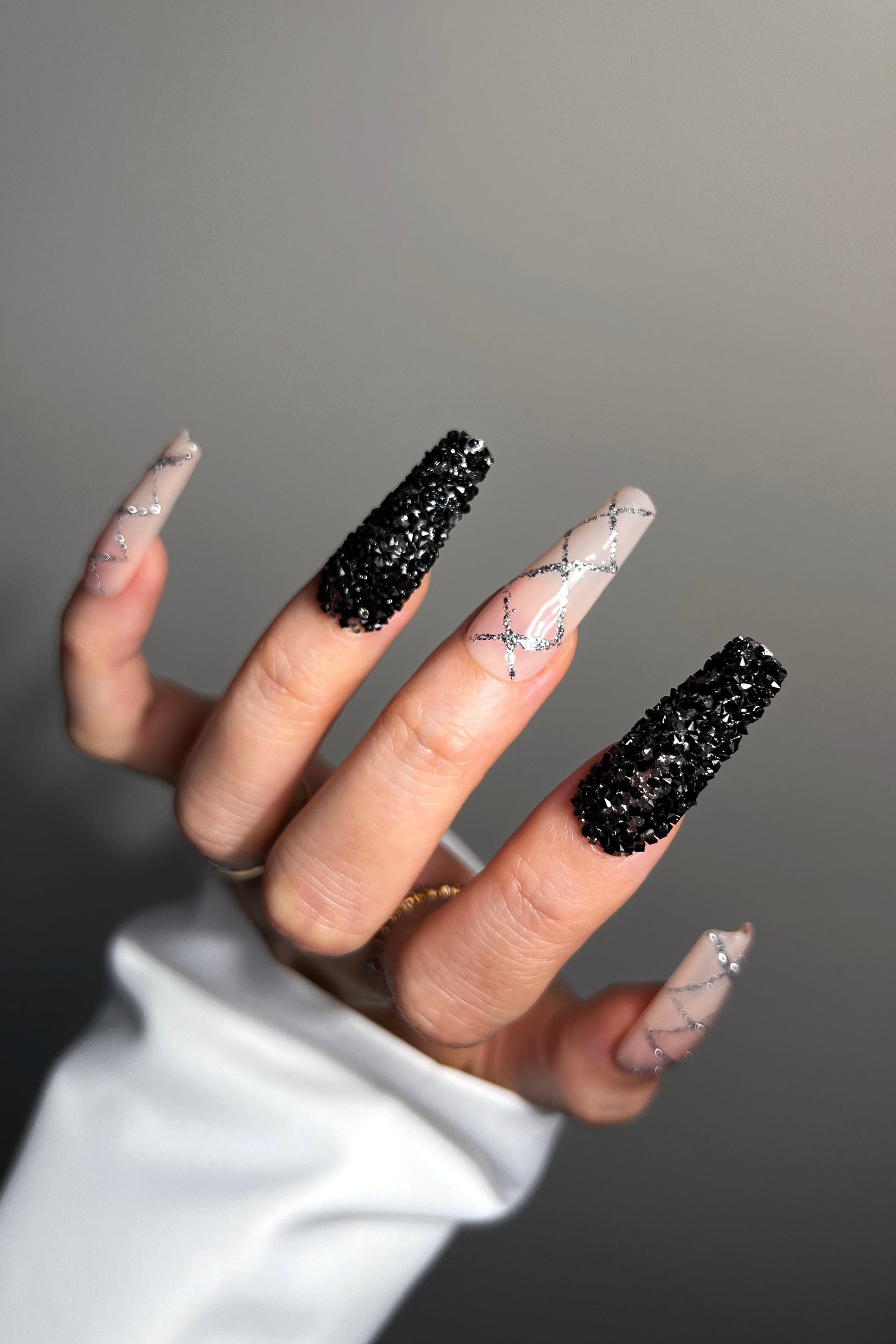 Odette's Opulence | Pro Handmade Gel Nails-4
