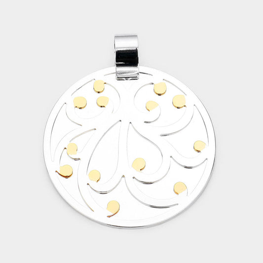 Pattern Detailed Metal Round Layered Pendant