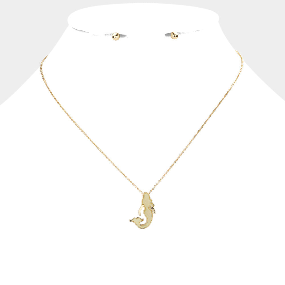 Faux Druzy Mermaid Pendant Necklace