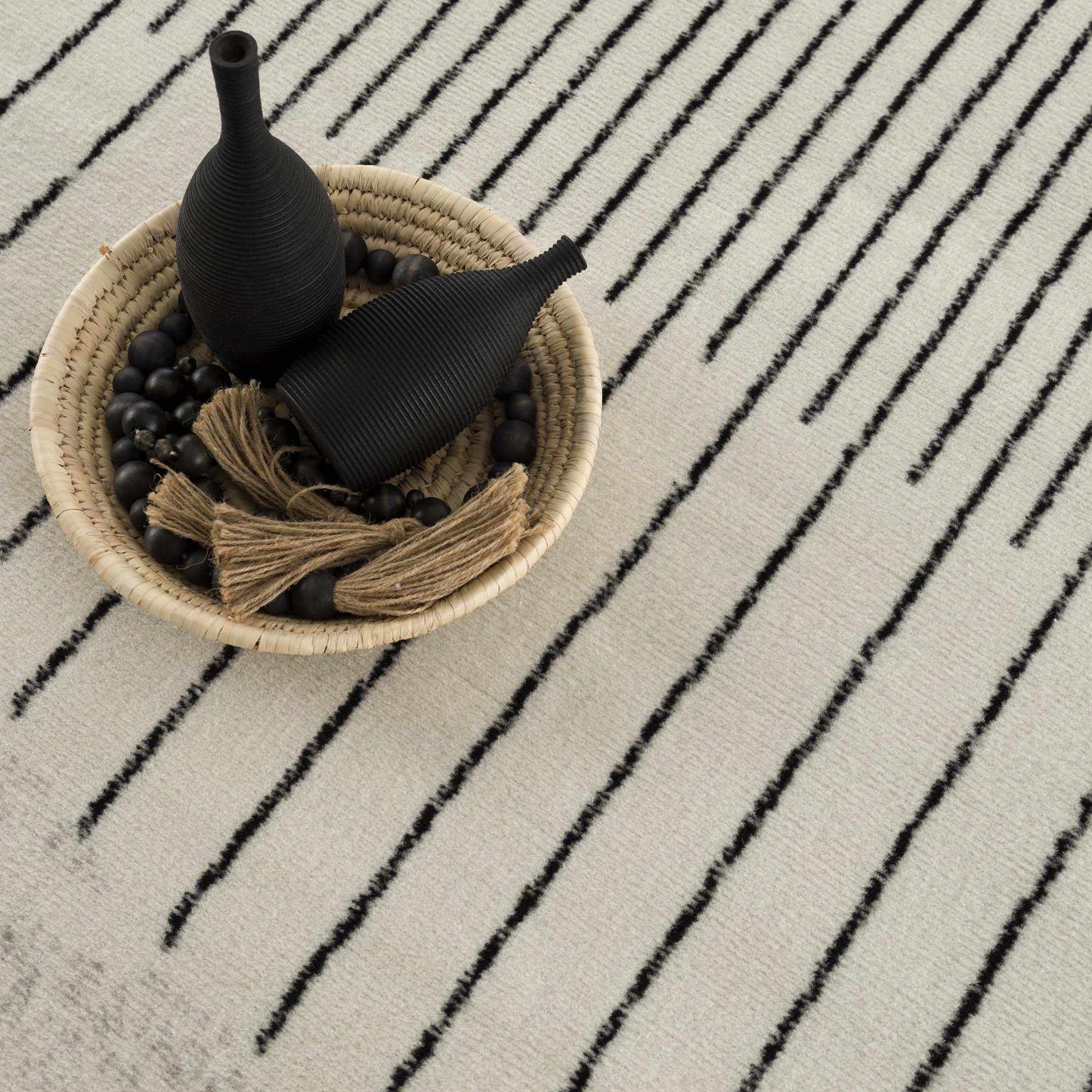 Angus Black&White Geometric Area Rug-5