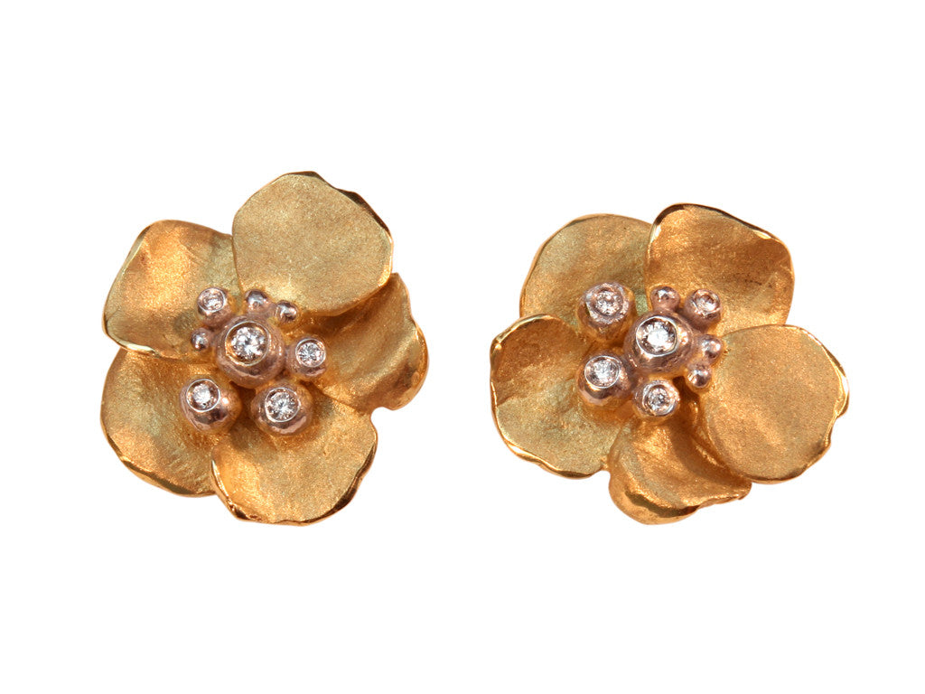 Metal Petals- Pansy Earring-Small-18K Gold & Diamonds-7