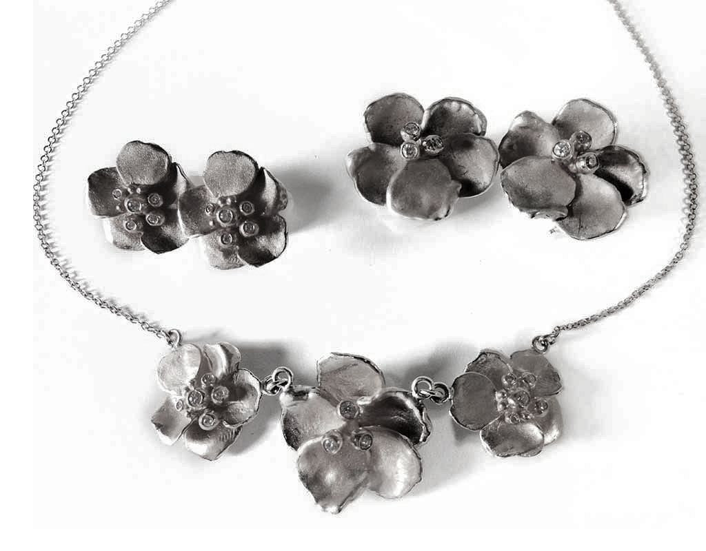 Metal Petals- Pansy earring-Large-Sterling Silver & Diamonds-7