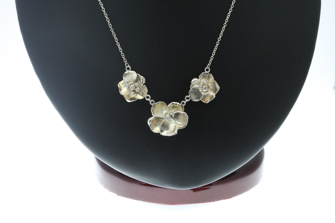 Metal Petals- Three Pansy Necklace-18K Gold with Diamond Center-13