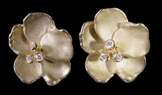 Metal Petals- Pansy earring-Large-Sterling Silver & Diamonds-10