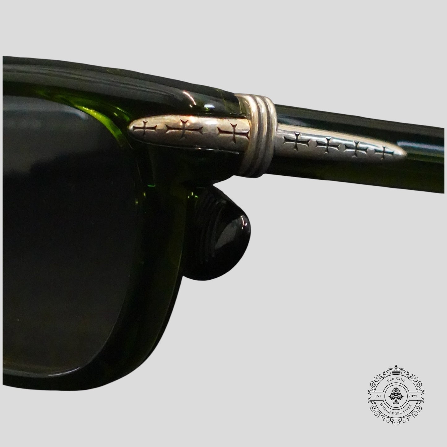 Chrome Hearts Drippin Glasses in Green/Silver