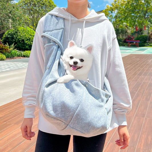 Portable Pet Carrier Bag for Small Dogs &amp; Cats up to 7.5kg - Lightweight Shoulder Bag for Travel, Hiking, and Outdoor Use

Take your furry best friend everywhere in style with this lightweight portable pet carrier bag! Designed for small dogs and cats up to 7.5 kg, it's the perfect companion for travel, hiking, and outdoor adventures. Built from durable polyester, this carrier keeps your pet safe and secure while you explore. Whether you're strolling through the park on a sunny day or bundling up for wi