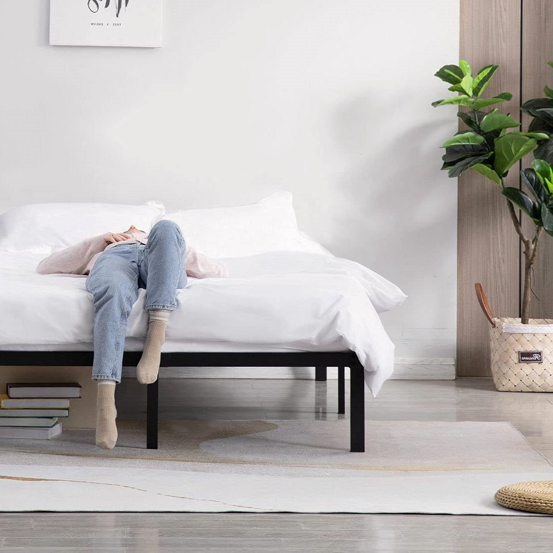 Queen Heavy Duty Metal Platform Bed Frame with Wood Slats 3,500 lbs Weight Limit-3