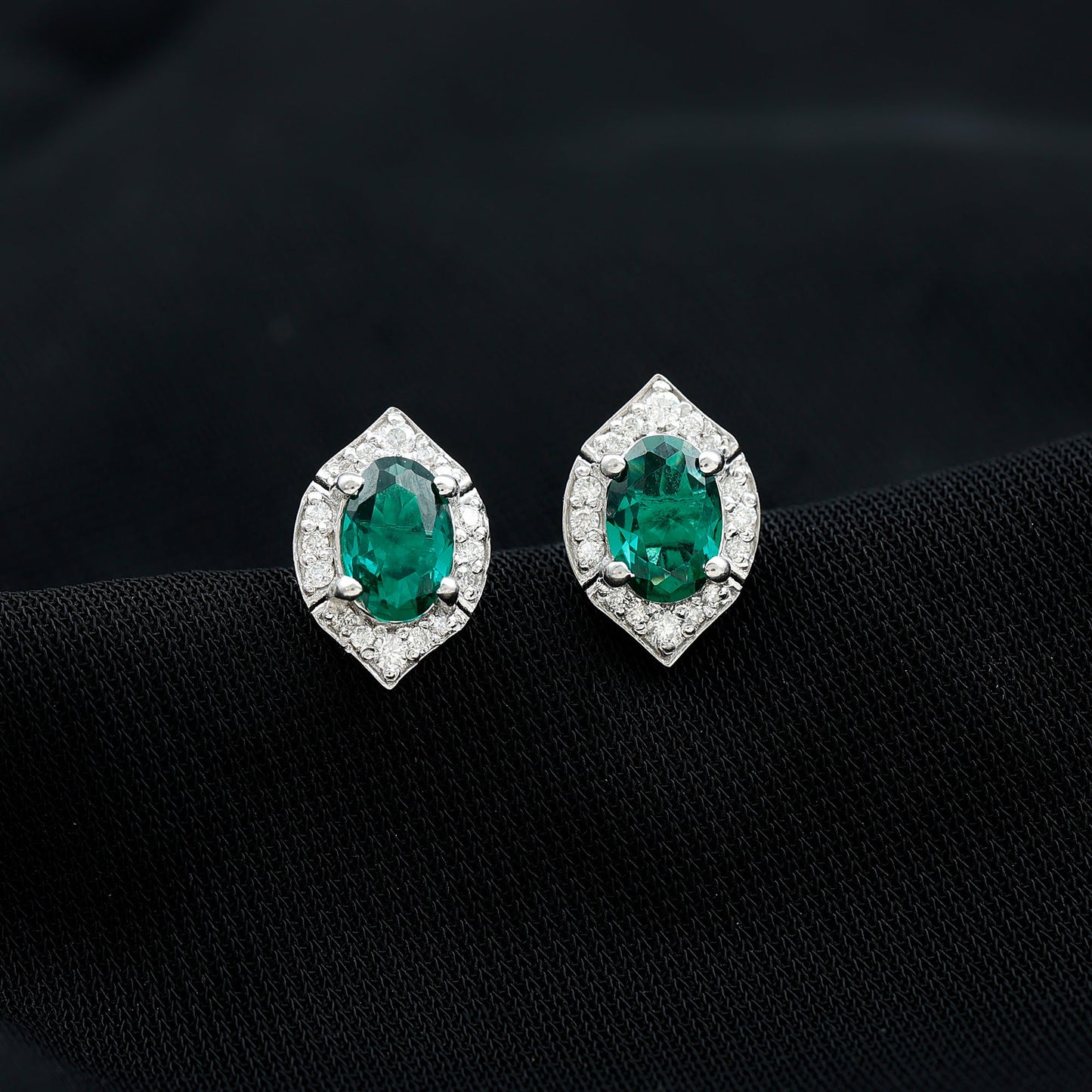 Certified 1.7 Carat Lab Grown Emerald Vintage Stud Earrings with Moissanite