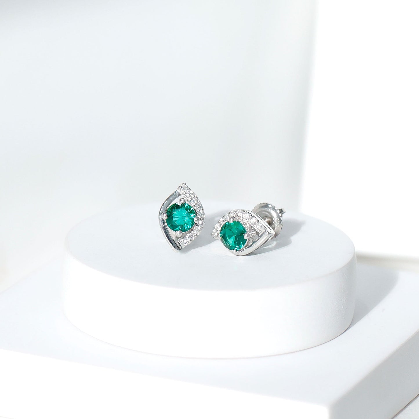 Sterling Silver 1 Carat Lab Grown Emerald Stud Earrings with Moissanite