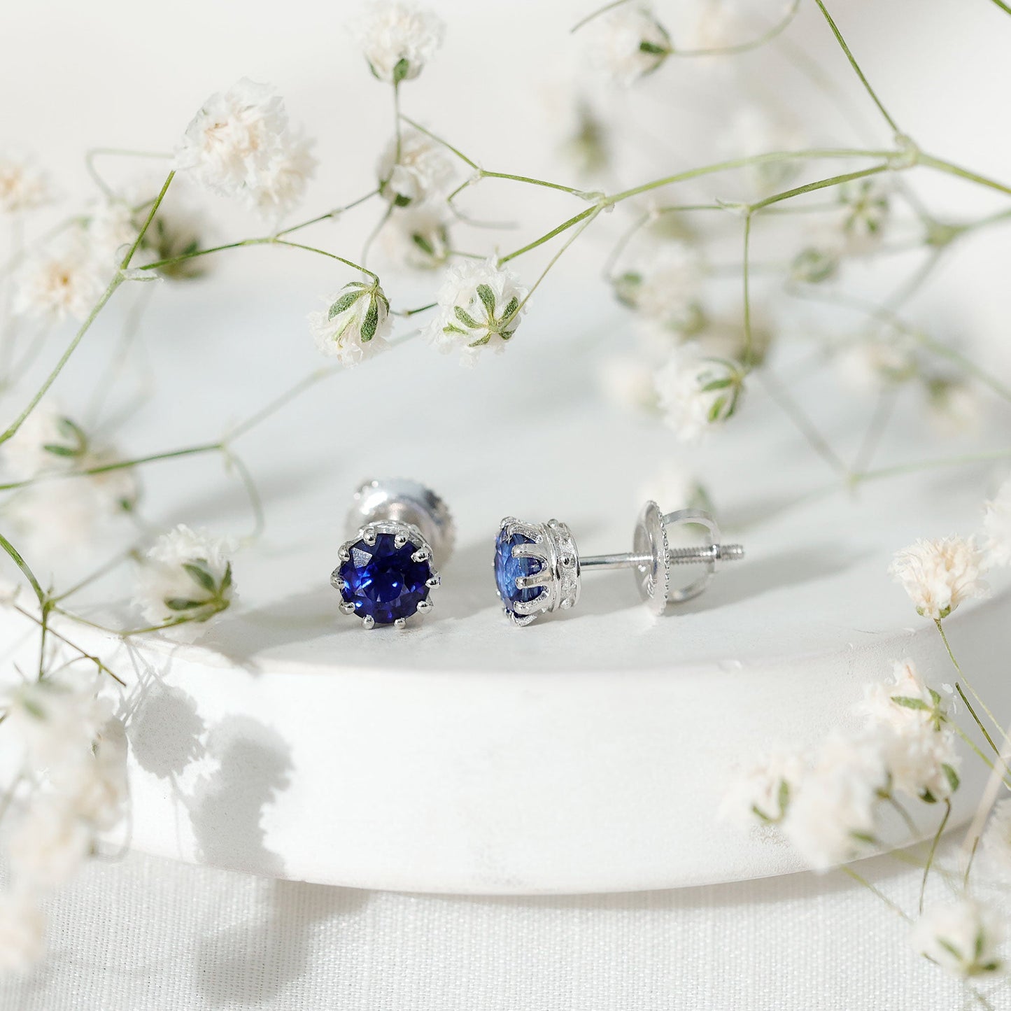 2 CT Blue Sapphire Solitaire Vintage Earrings for Women