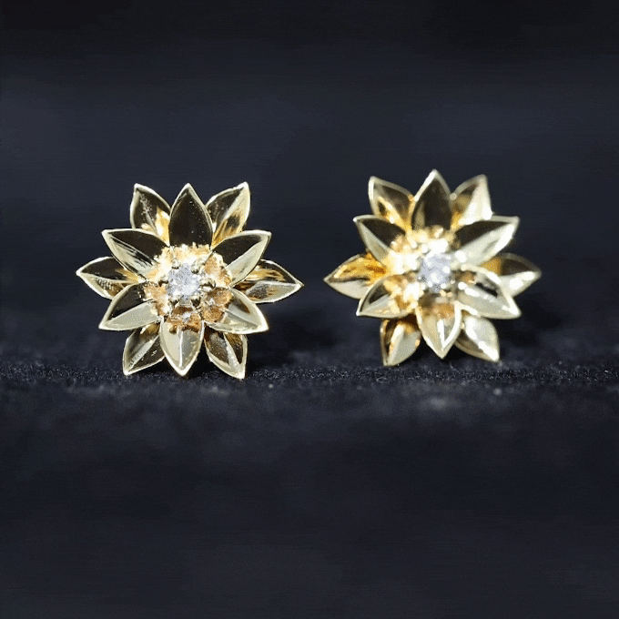 Round Cut Natural Diamond Flower Stud Earrings