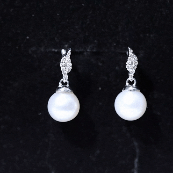 Genuine 15 Carat Freshwater Pearl and Diamond Drop Earrings with Certificate