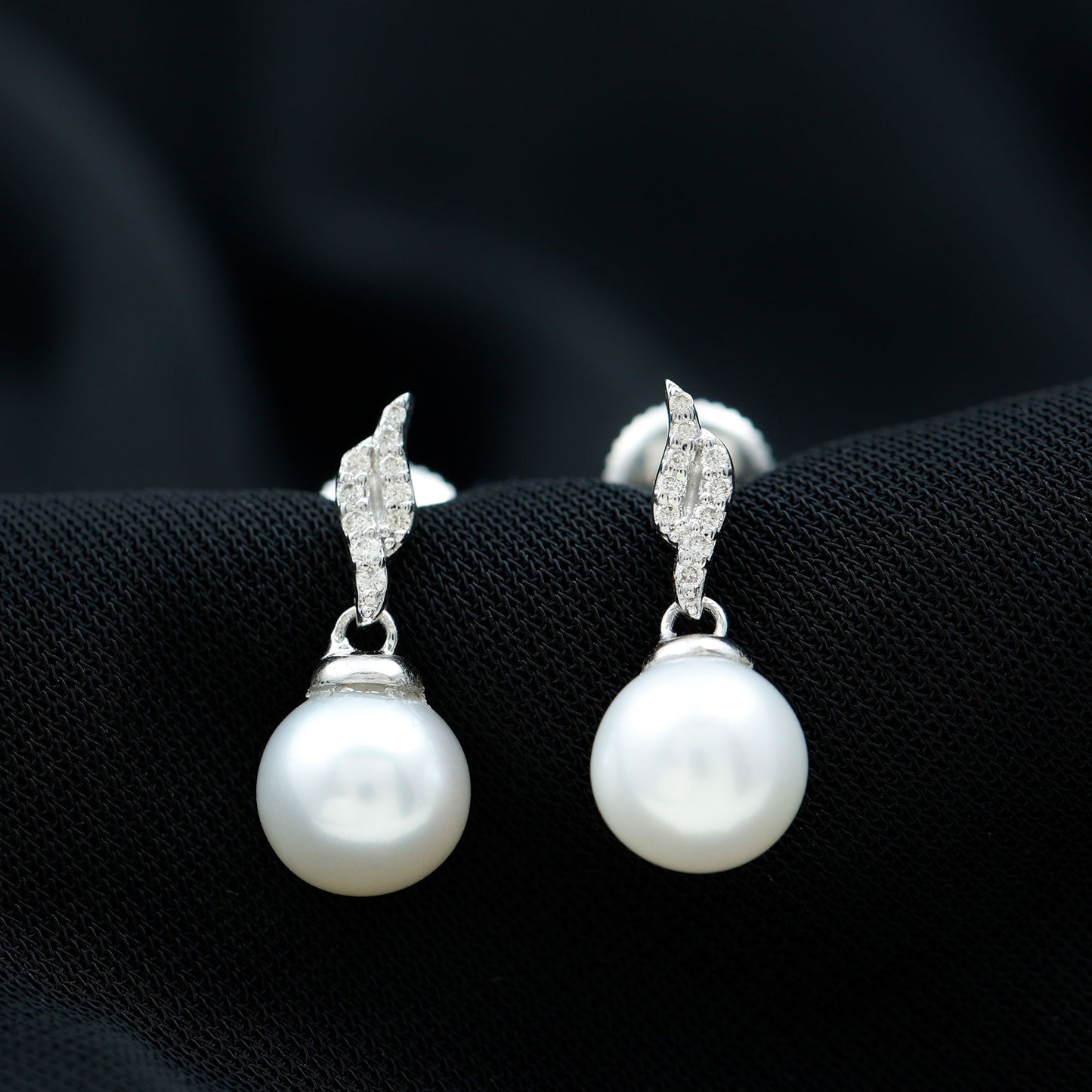 Genuine 15 Carat Freshwater Pearl and Diamond Drop Earrings with Certificate