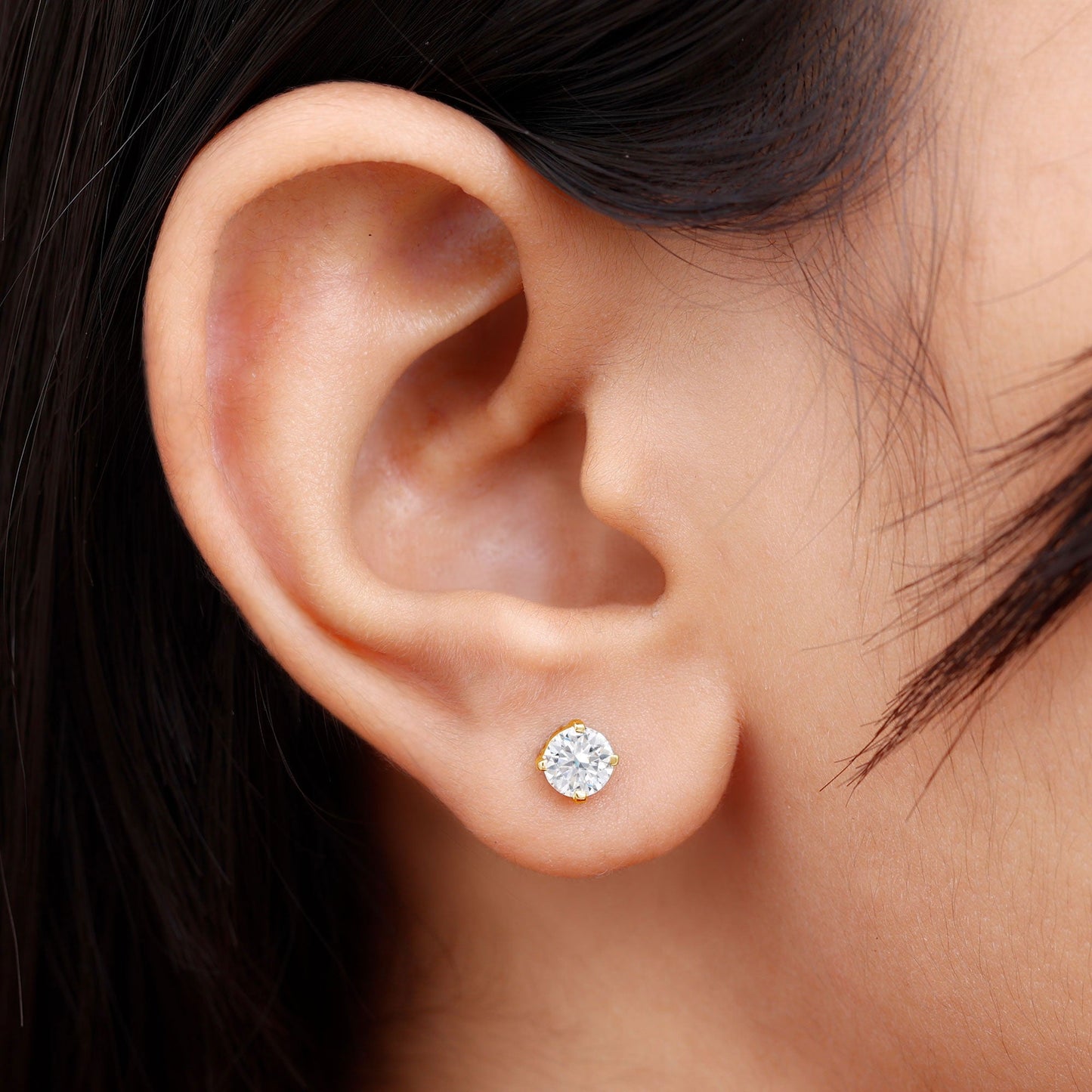 5 MM Round Shape Solitaire Moissanite Stud Earrings