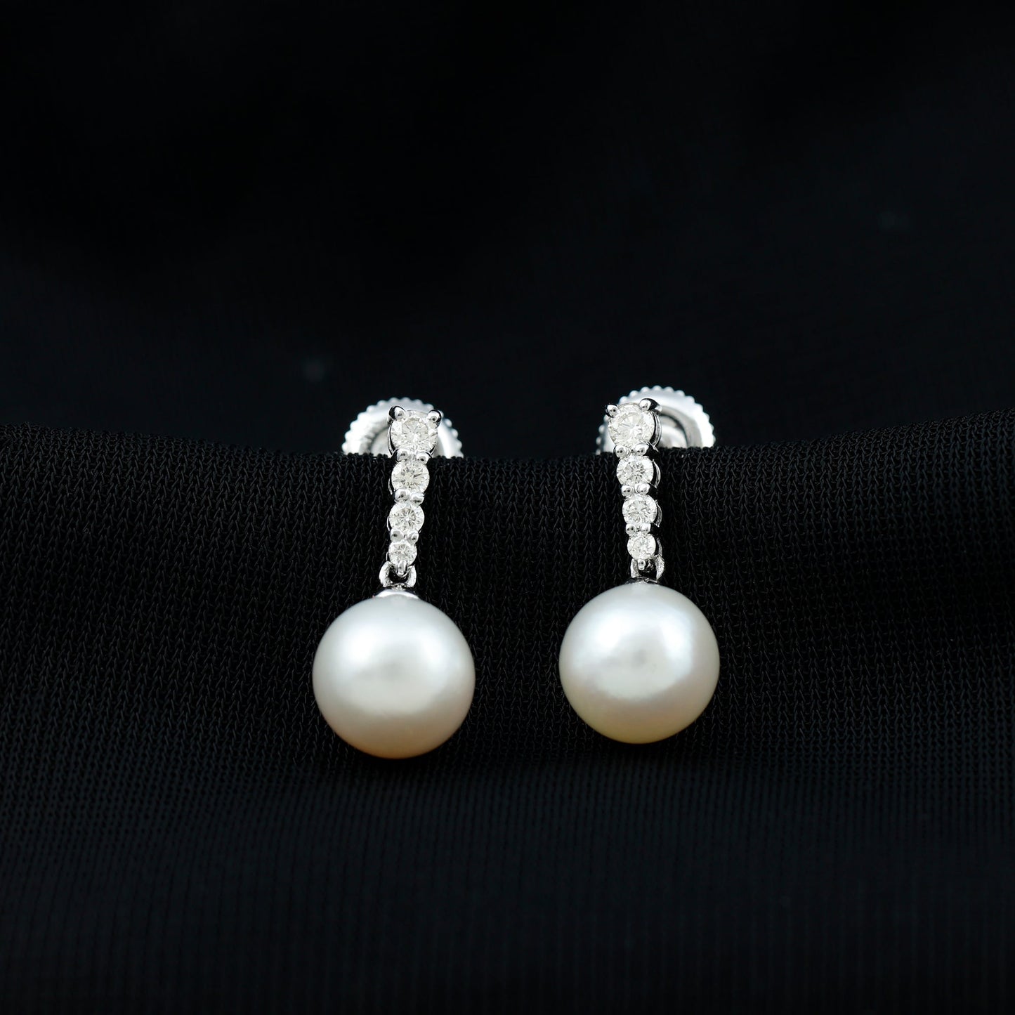 15 Carat Freshwater Pearl Drop Earrings with Diamond