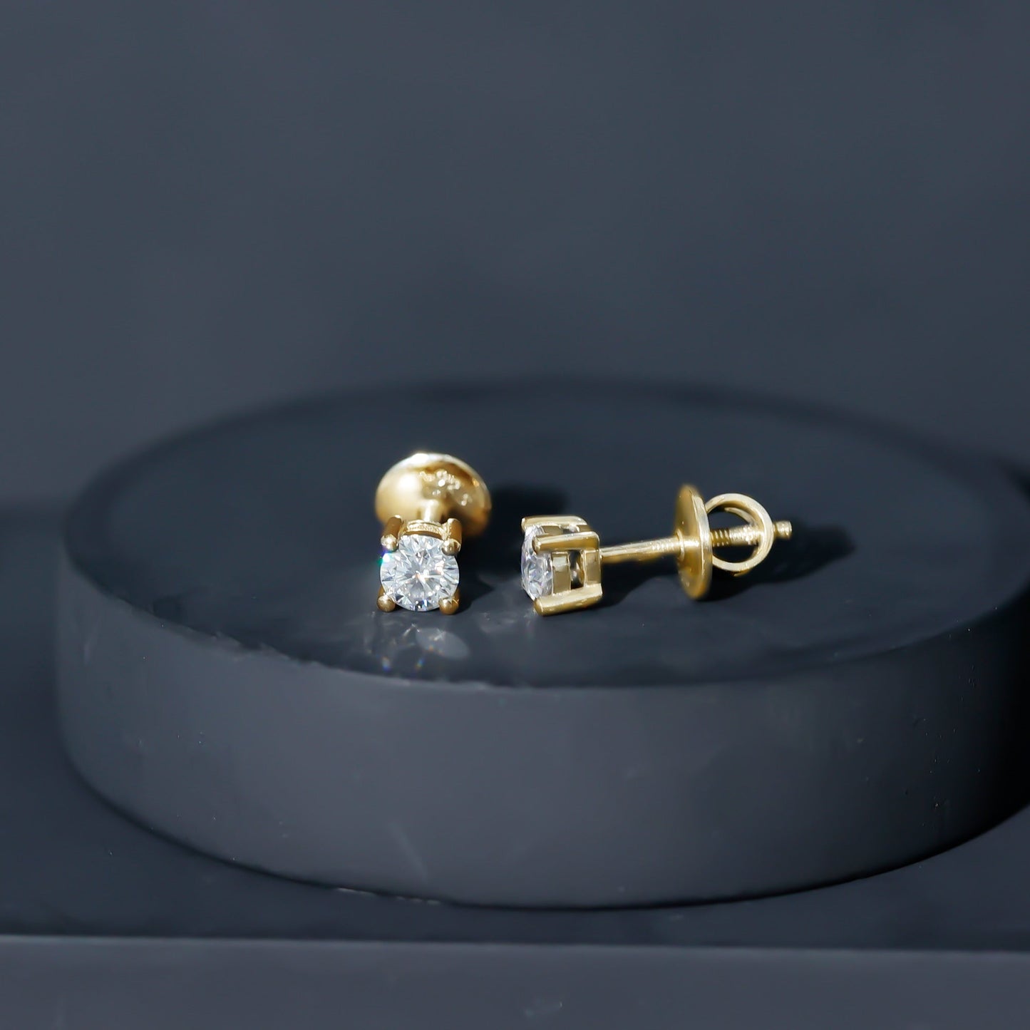 Brilliant Cut Diamond Stud Earrings in Prong Setting