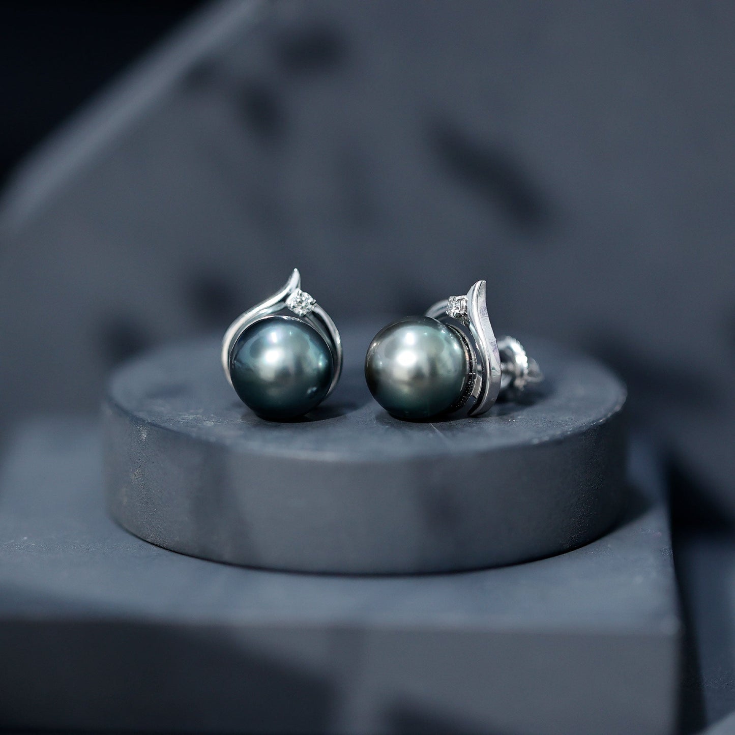 Cultured 15 Carat Tahitian Pearl Bridal Stud Earrings with Diamond