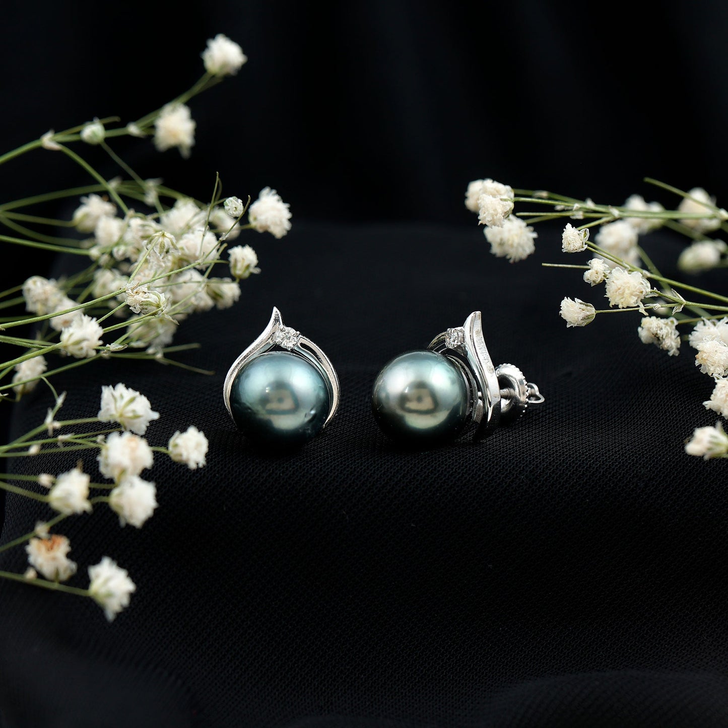 Cultured 15 Carat Tahitian Pearl Bridal Stud Earrings with Diamond
