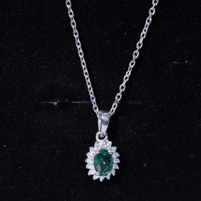 Certified 0.85 Carat Lab Grown Emerald Oval Necklace with Chain