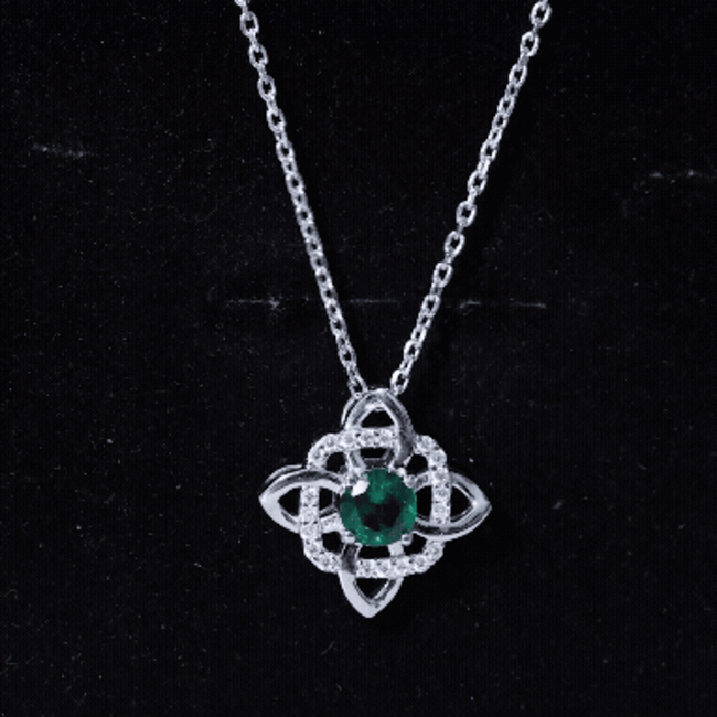 Lab Grown 0.8 Carat Emerald Floral Necklace in Silver
