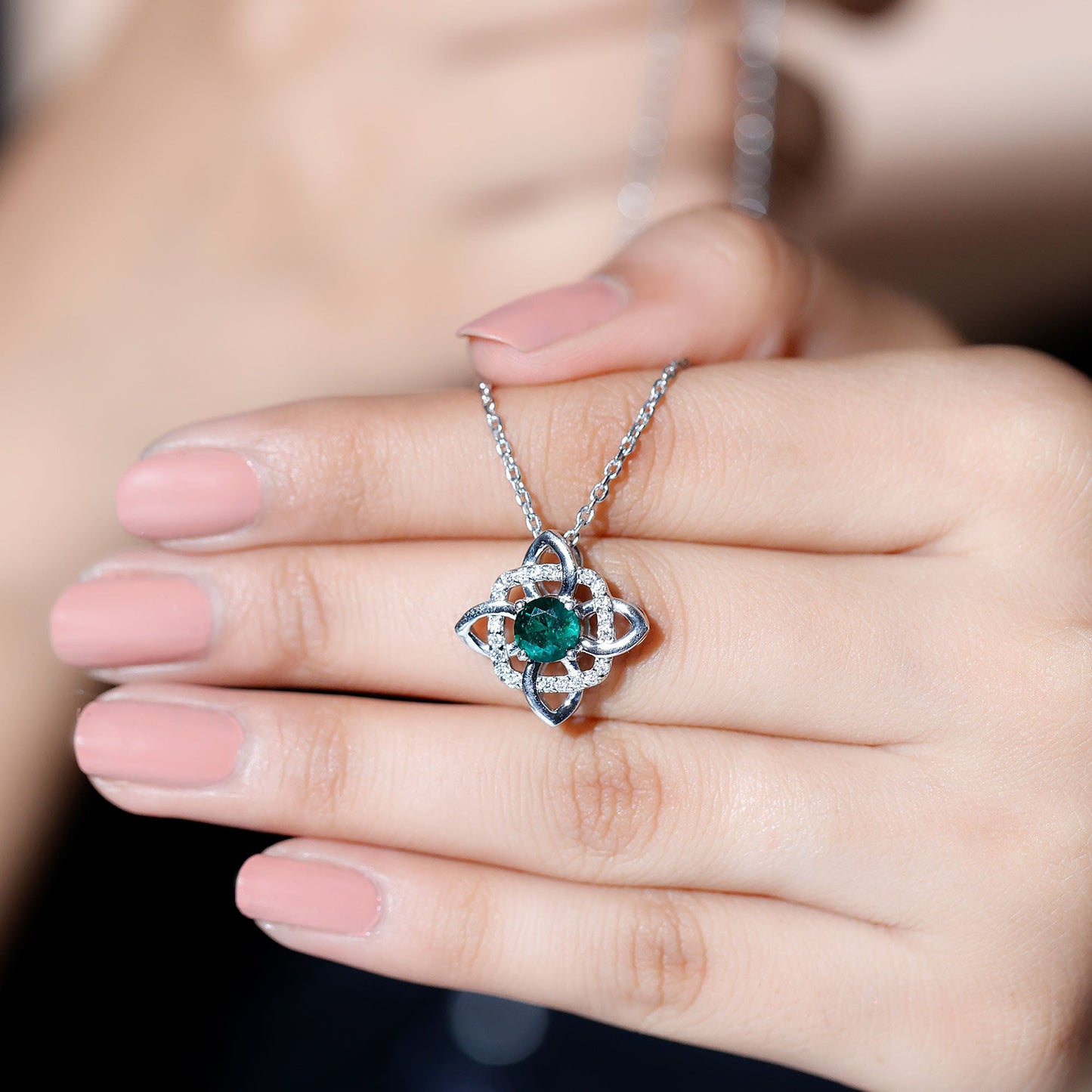 Lab Grown 0.8 Carat Emerald Floral Necklace in Silver