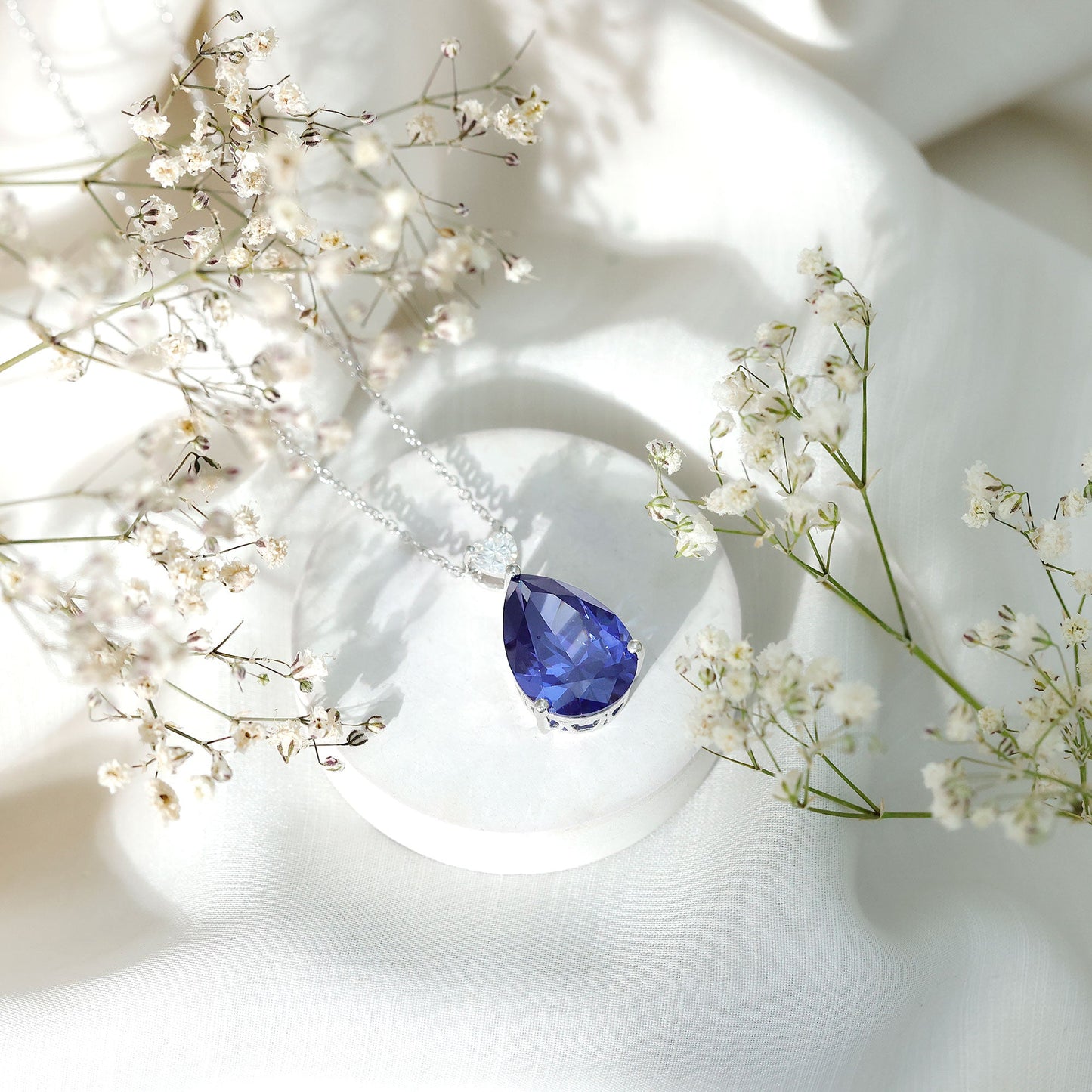 Certified 9 Carat Pear Shape Lab Grown Blue Sapphire Necklace With Silver Chain