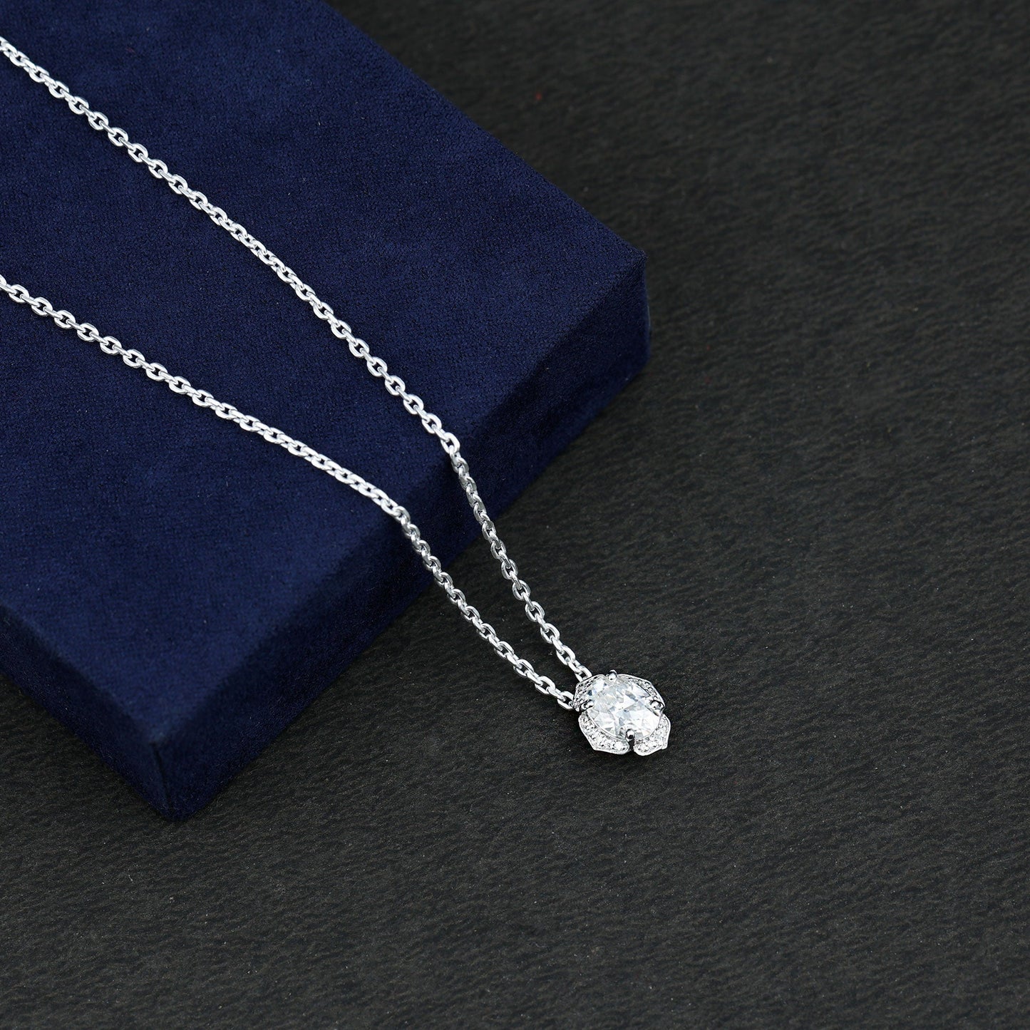 6X8 MM Oval Shape Lab Grown Diamond Vintage Flower Necklace