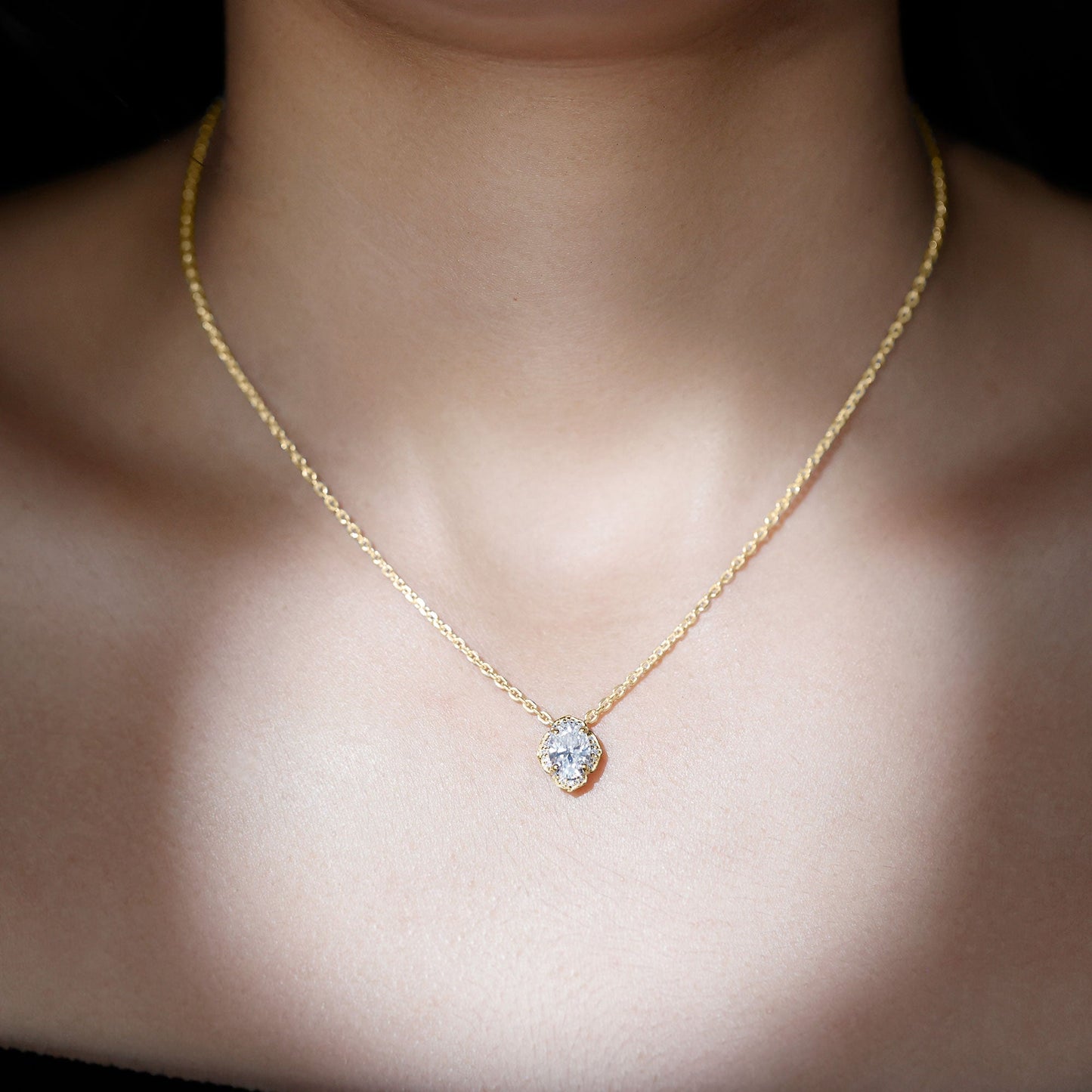 6X8 MM Oval Shape Lab Grown Diamond Vintage Flower Necklace