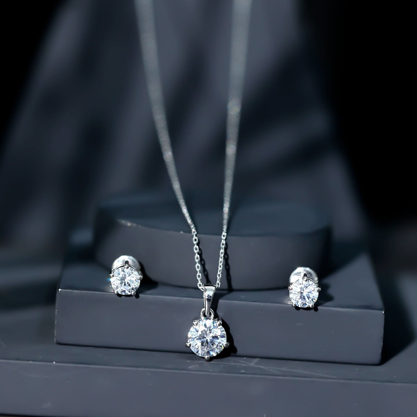 2 CT Zircon Solitaire Pendant and Earrings Set
