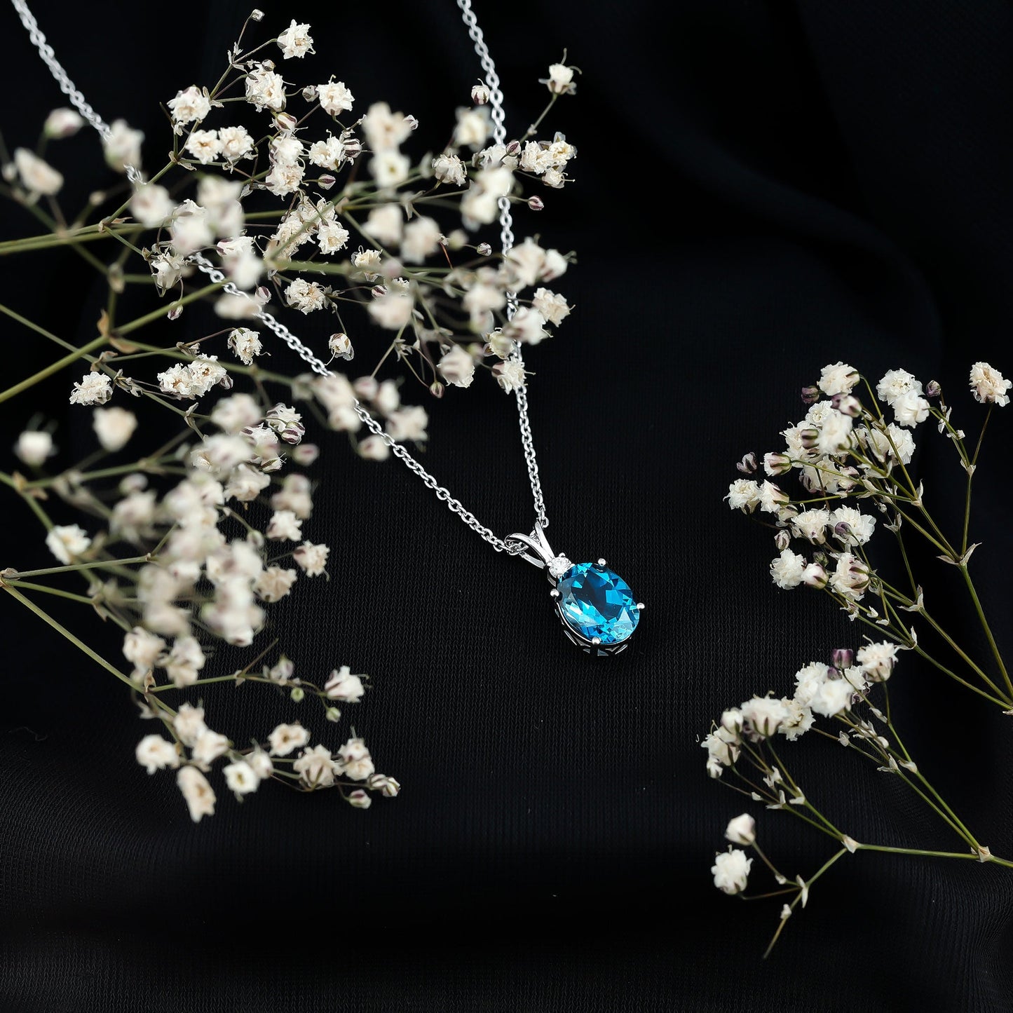 Real 2.5 Carat Oval Shape Real London Blue Topaz Oval Necklace With Silver Chain