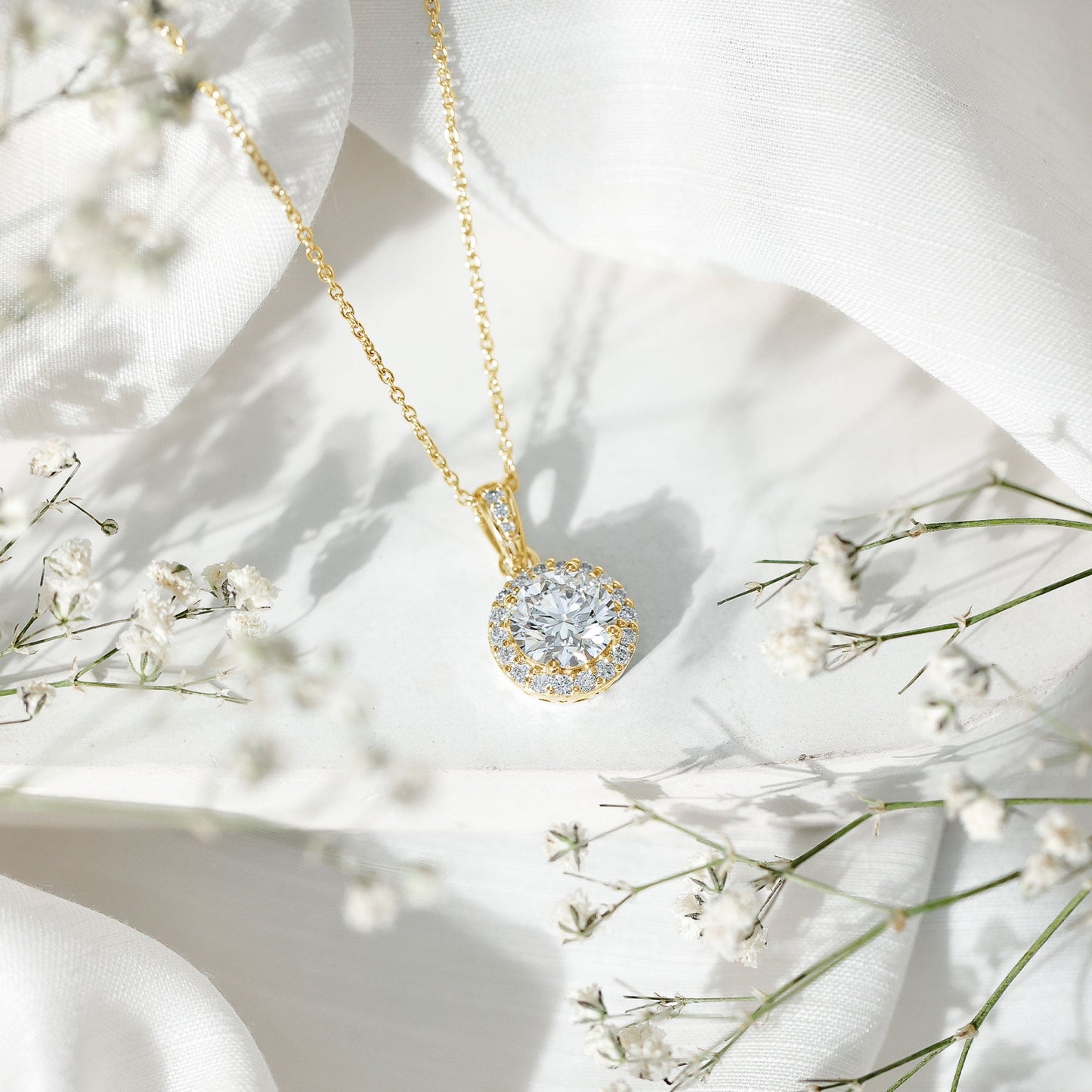 Round Cubic Zirconia Classic Halo Pendant