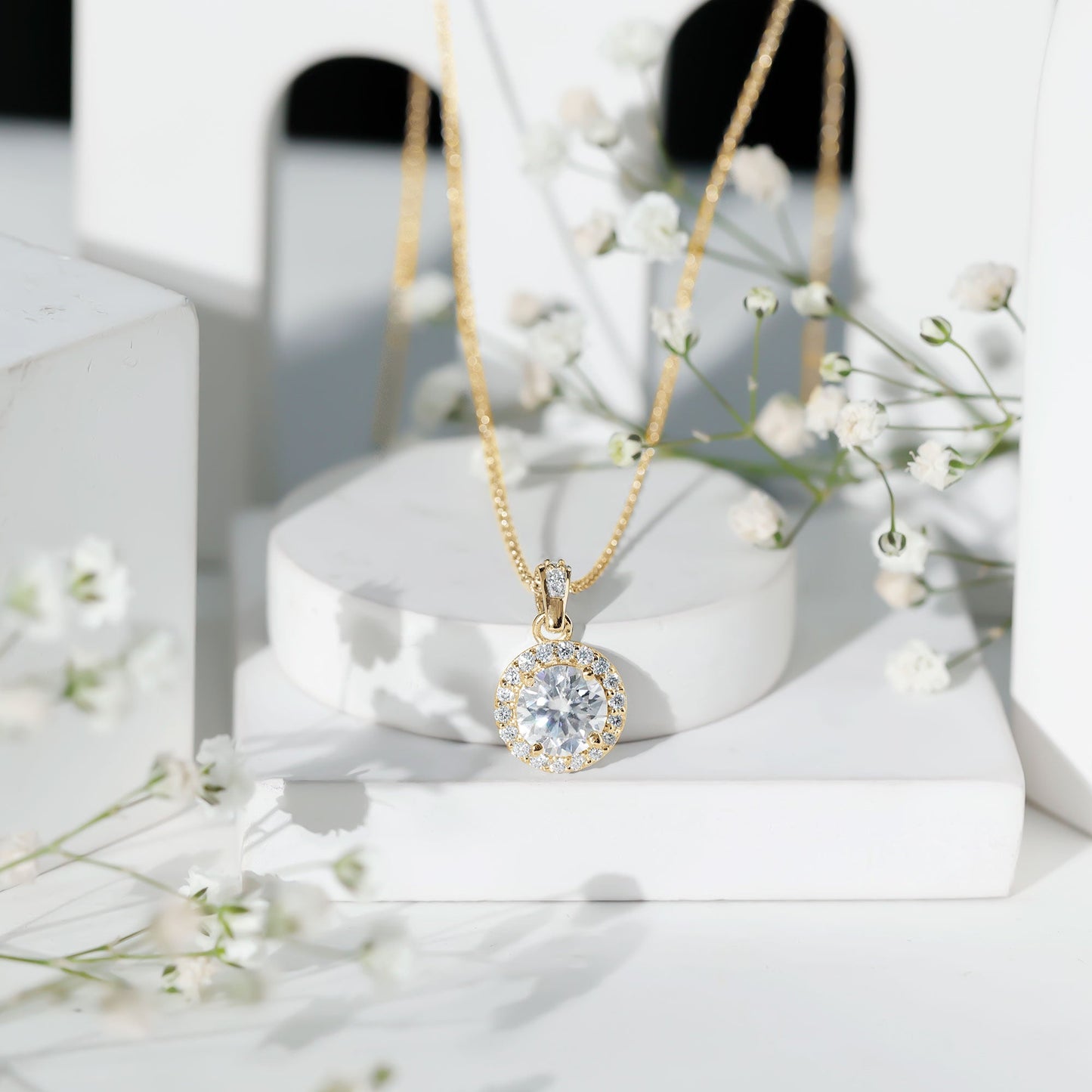 Round Cubic Zirconia Classic Halo Pendant