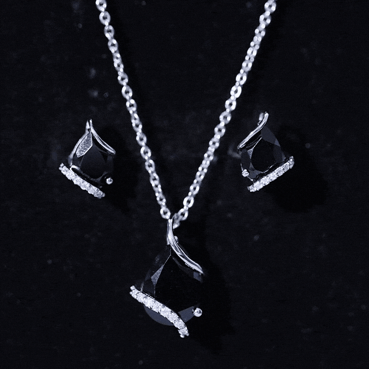 Natural Black Spinel and Moissanite Teardrop Jewelry Set in Silver