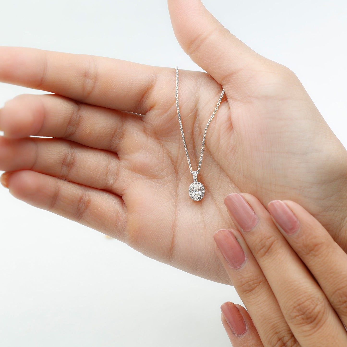 Oval Shaped Real Diamond Pendant Necklace With Chain