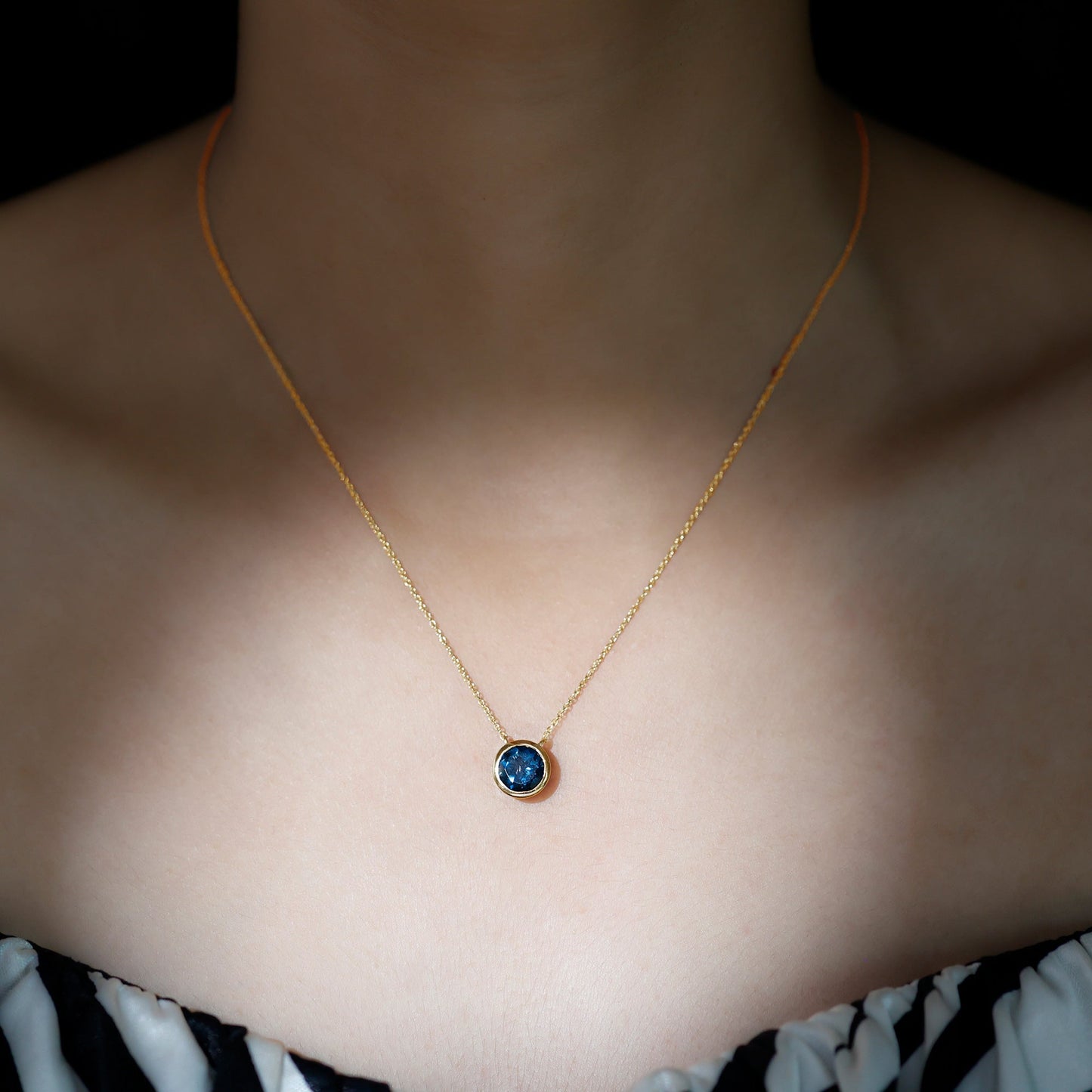 8MM Solitaire London Blue Topaz Chain Necklace in Bezel Setting