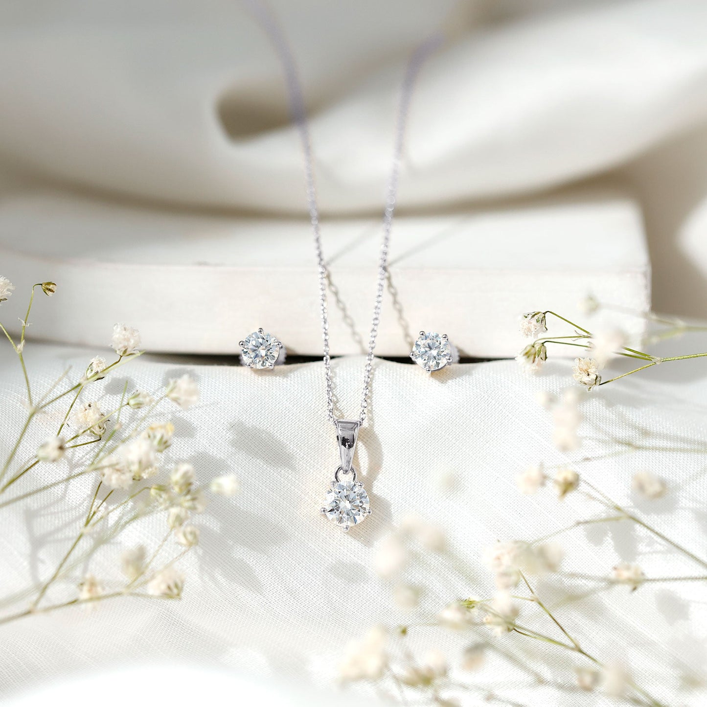 2 CT Round Shape Moissanite Solitaire Jewelry Set