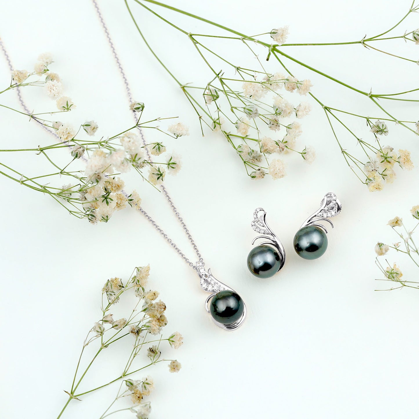 Designer Tahitian Black Pearl Necklace and Earrings Set with Moissanite