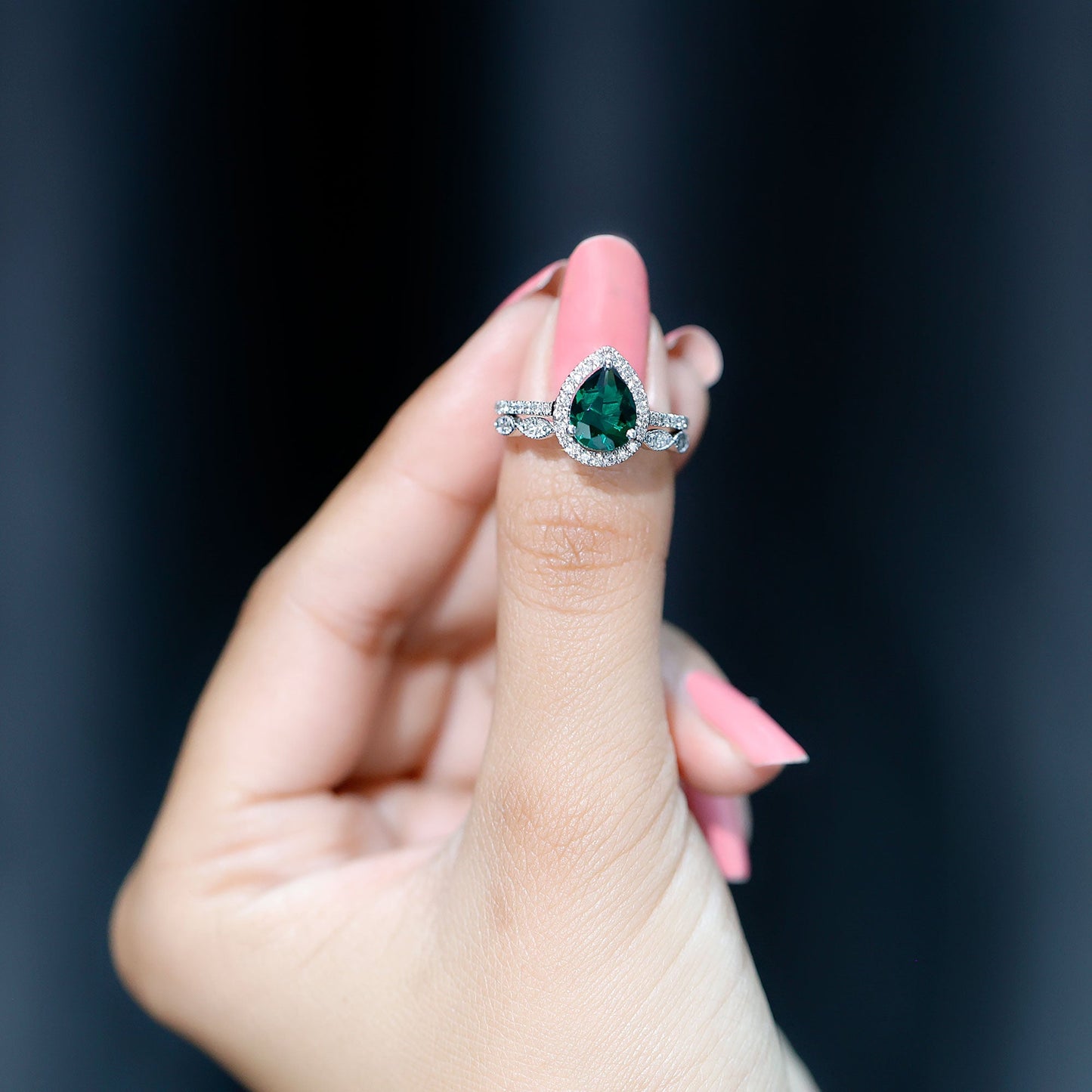 2.25 CT Lab Grown Emerald Teardrop Ring Set with Natural Diamond