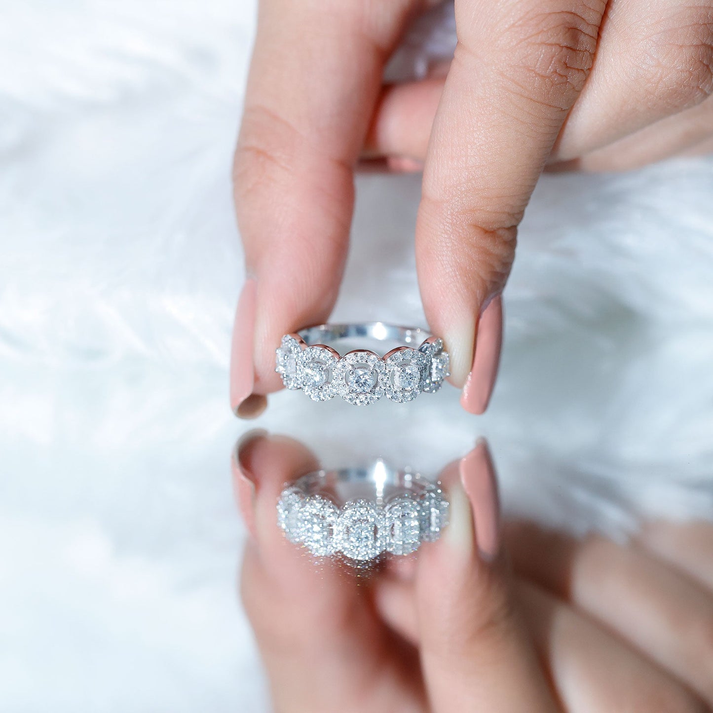 1.25 CT Round Cut Moissanite Halo Classic Band Ring
